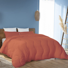 Couette Uni Kasbah Microfibre Orange - Antiallergique + Taie d'Oreiller Offert C°++